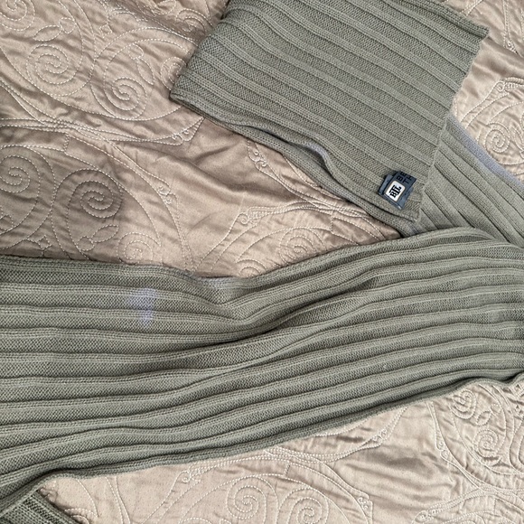 3 piece set; turtleneck sweater, beanie, & scarf. Men, XL, Tan (big and tall) - Picture 7 of 8